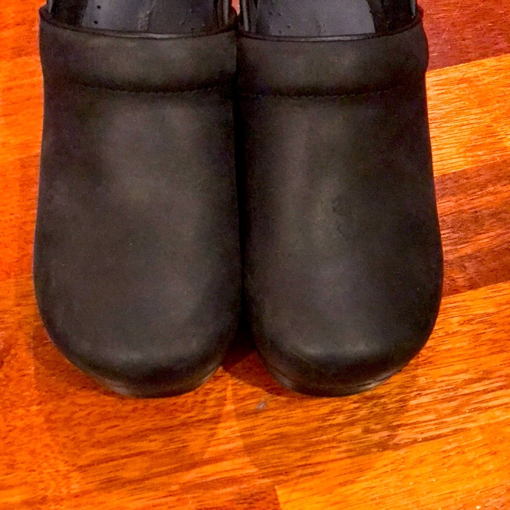 COPY - Dansko 41N clogs oiled black